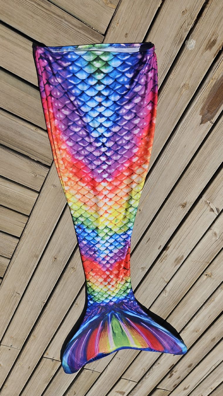 Pinne, Maschere & Boccagli: Meerjungfrau Flosse FinFun Rainbow Reef Grösse XL – Usato da Fislisbach venduto da kristinamuc 3