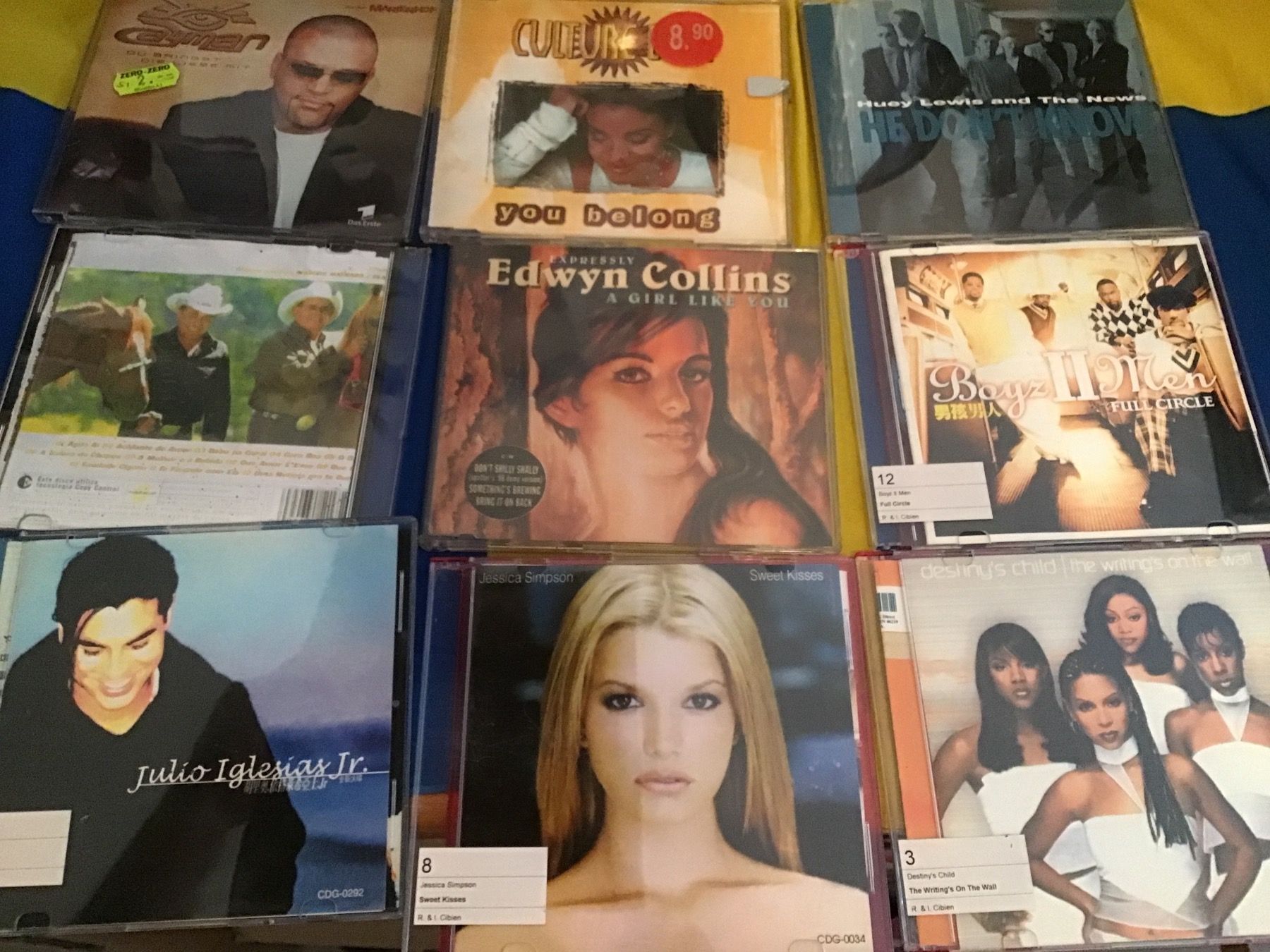 CD: über 60 CD Single ab CHF 1  !!!! – Usato da Thierachern venduto da sweden08 2