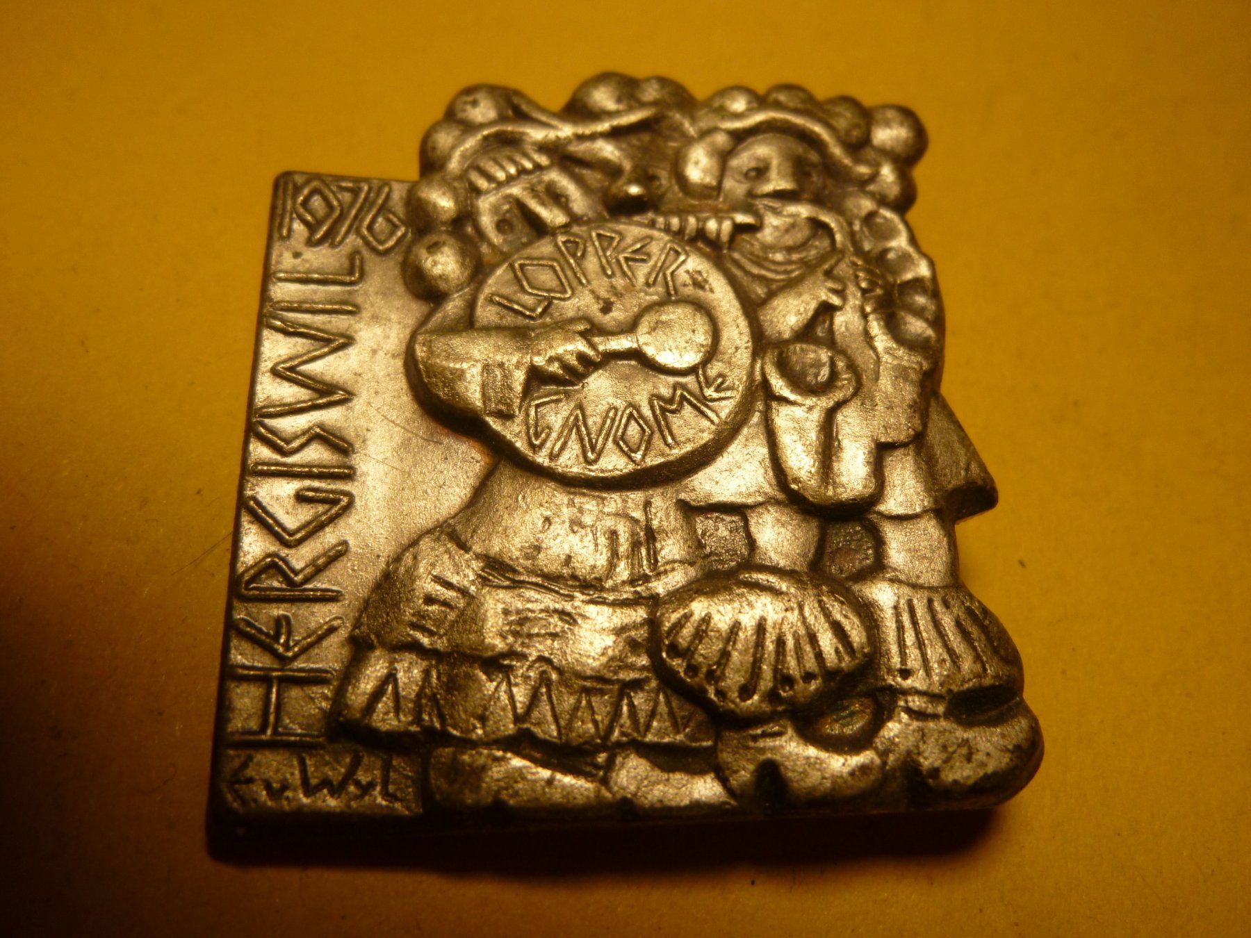 Placchette & Badge: HERGISWIL 1976 SILBER – Usato da Ried (Muotathal) venduto da Mandarin02