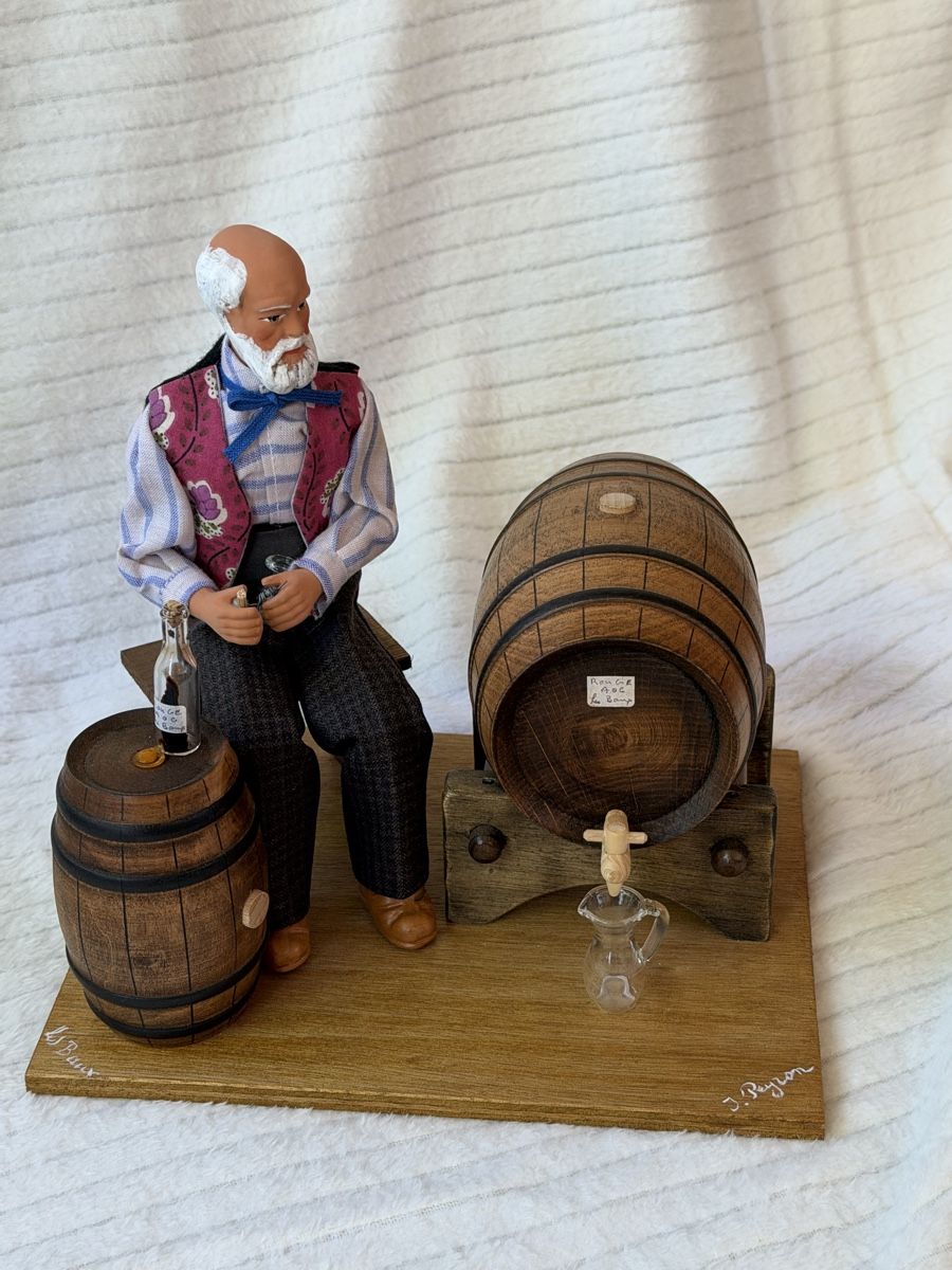 Statuette: Santon / Provence / Weinbauer – Usato da Wettingen venduto da Mat5430