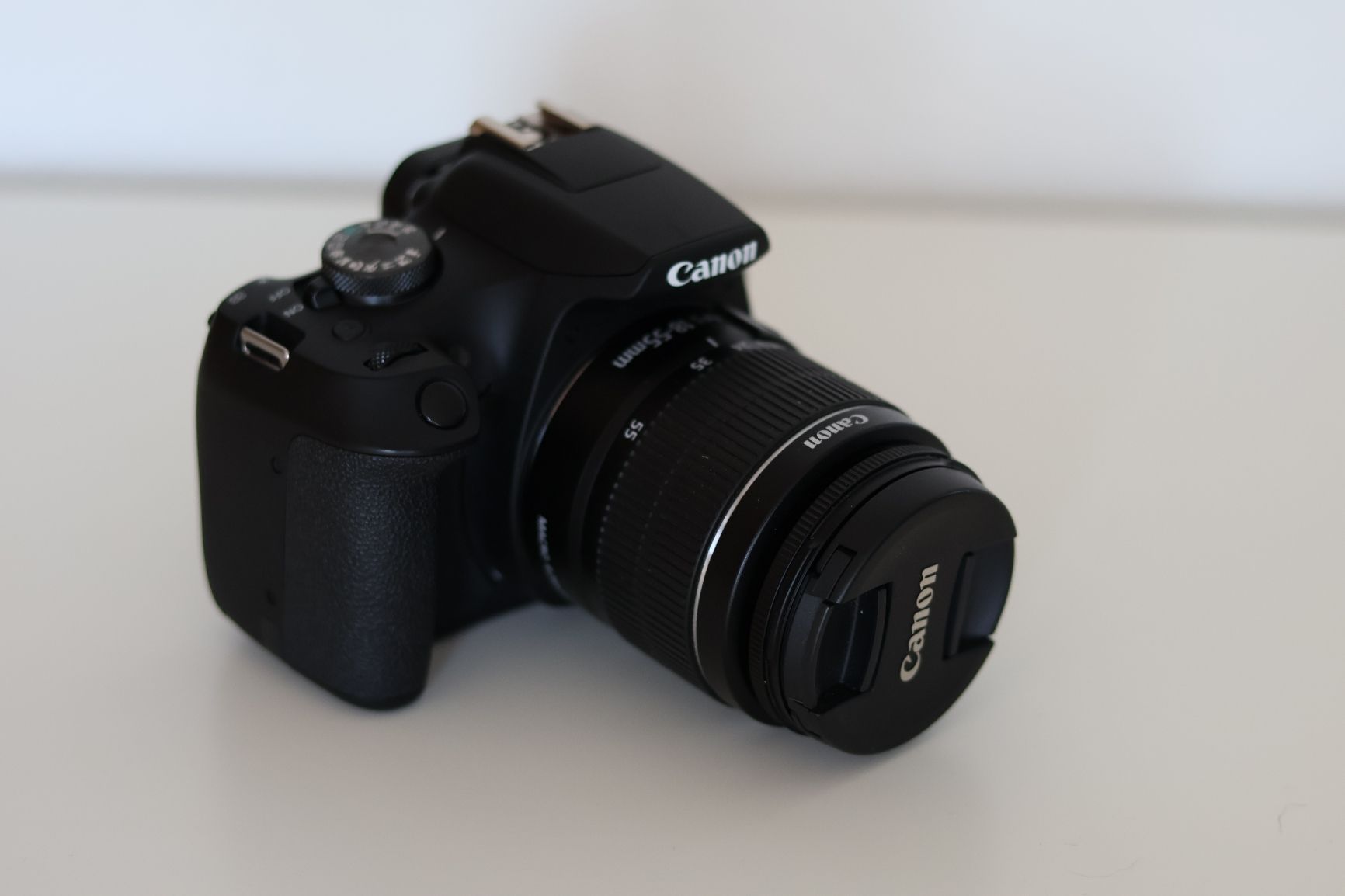 Canon Kamera: Canon EOS 2000D – Gebraucht aus Holziken von Ian98 5