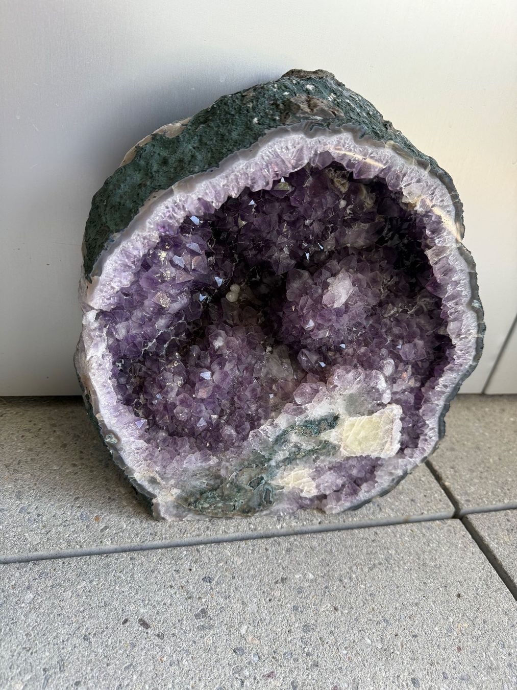 Minerali & Pietre curative: Amethyst Druse – Usato da Meilen venduto da Bmichelle