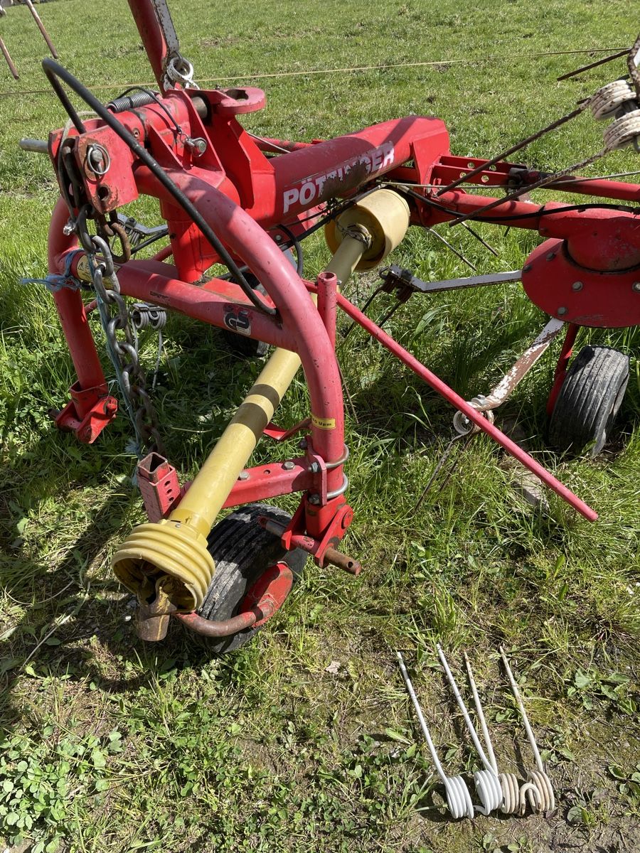 Tutte le macchine: Kreiselheuer pöttinger – Usato da Wilen b. Wil venduto da gallus57 5