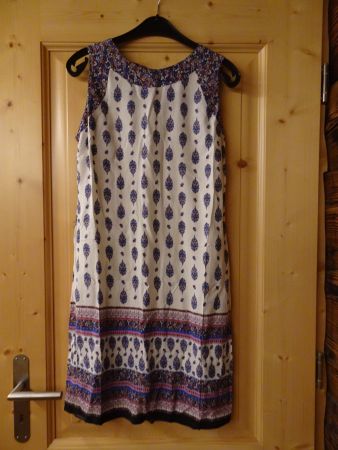 Hübsches Sommerkleid Viskose Gr. S - 260760