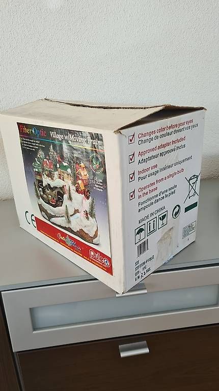 Tutte le decorazioni: Fiber Optic Christmas Village with moving train – Nuovo e nell'imballaggio originale da Jona venduto da rru_ypz8 4