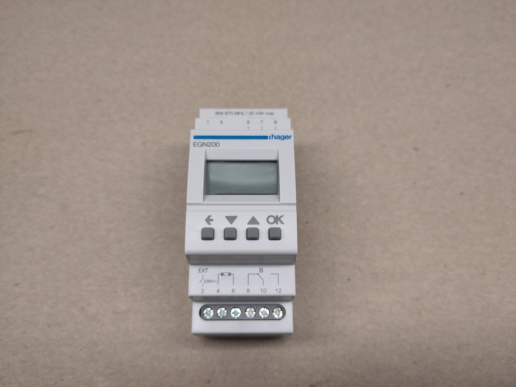 Hager Interruttori: Schaltuhr REG Hager EGN200 mit Bluetooth – Nuovo (secondo la descrizione) da Schmitten FR venduto da SirLanzelot 1