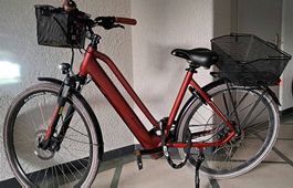 Damenvelo,E-Trekkingbike,Allegro 28 Zoll,Garantie-30.7.27