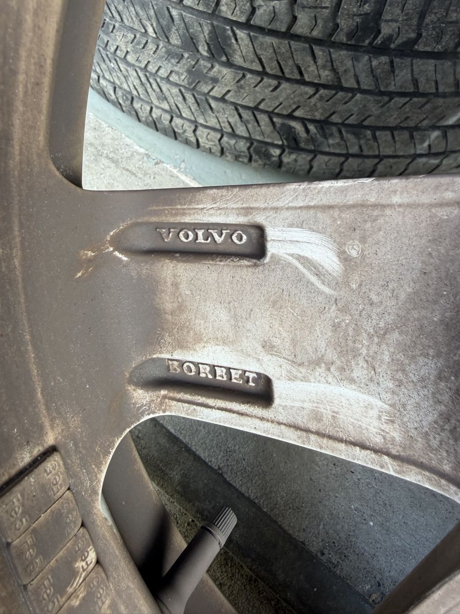 Volvo Pneumatici & Ruote complete: Original Volvo XC90 17 Zoll – Usato da Mollis venduto da BSL10 6