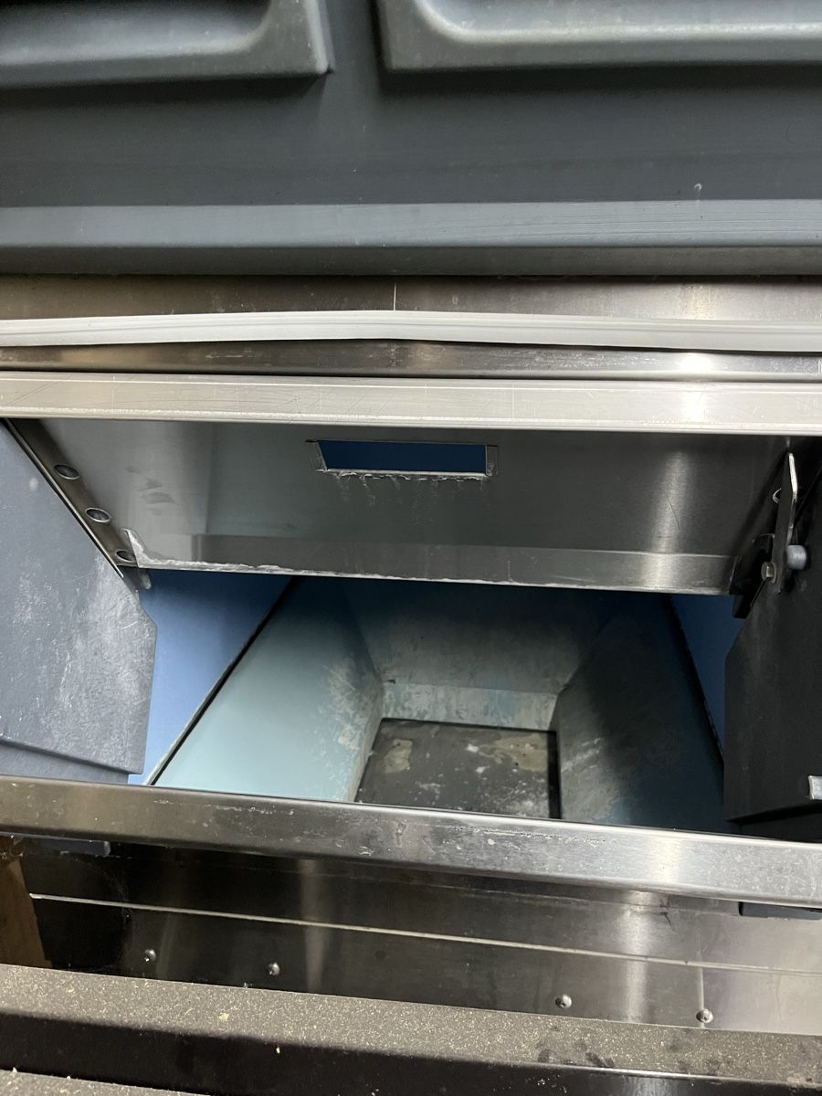 Elettrodomestici da cucina: Follett Eistransportsystem – Usato da Flaach venduto da Auto6011 3