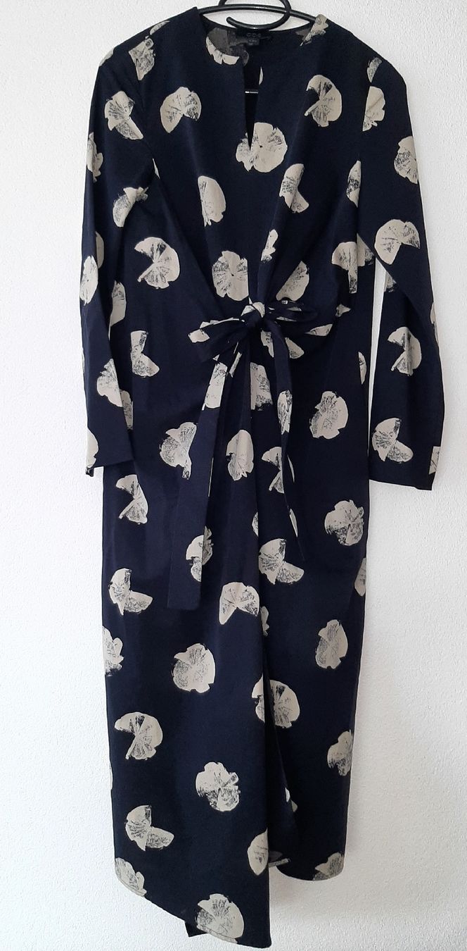 Cos Vestiti: COS Kleid, Grösse M  Wickeloptik, dunkles Blau mit Muster – Usato da Uster venduto da kgw78 1