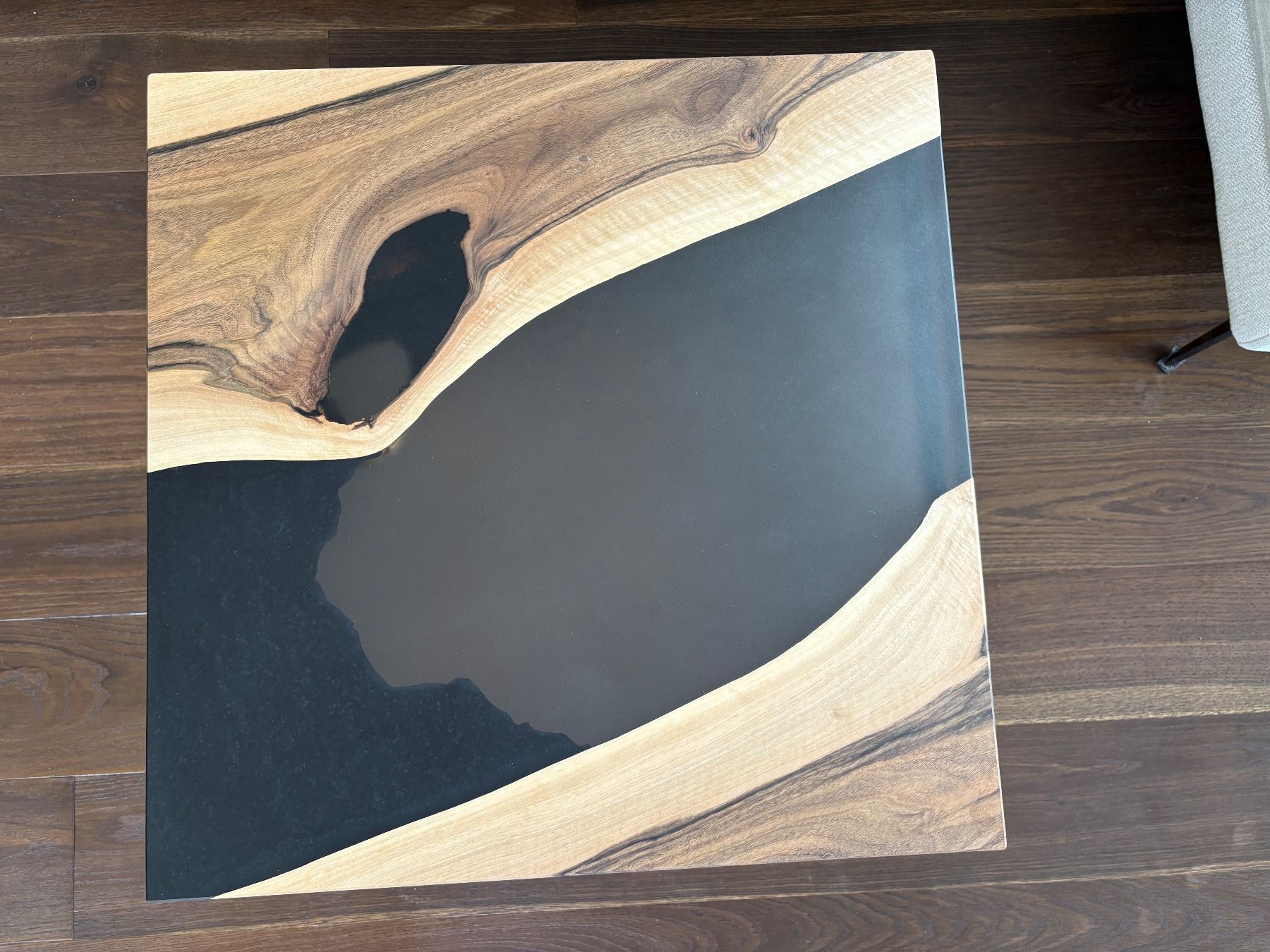 Tavoli: Couchtisch / Epoxidharz Tisch / Rivertable / Salontisch – Nuovo (secondo la descrizione) da Grellingen venduto da fablo_design 5