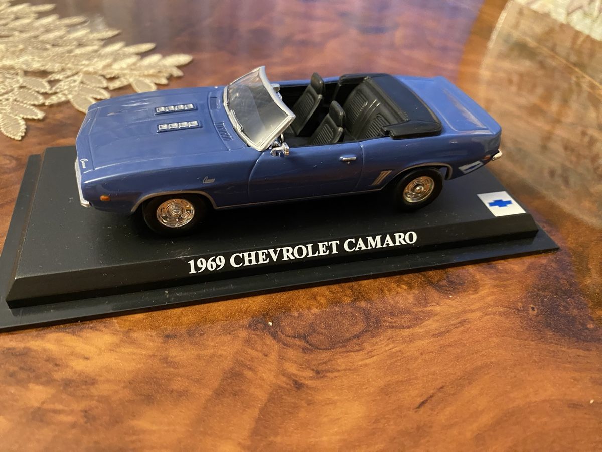 Chevrolet Modellini d'auto: Chevrolet Camaro 1969 – Nuovo e nell'imballaggio originale da St. Margrethen SG venduto da Alfista_159