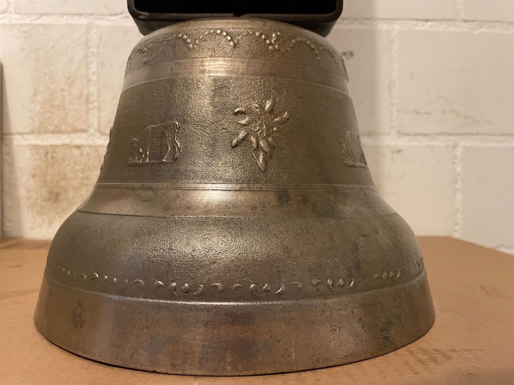 Glocken & Treicheln: Alte Glocke 1966 ab 1.00 Fr. – Gebraucht aus Birrhard von magisto52 6