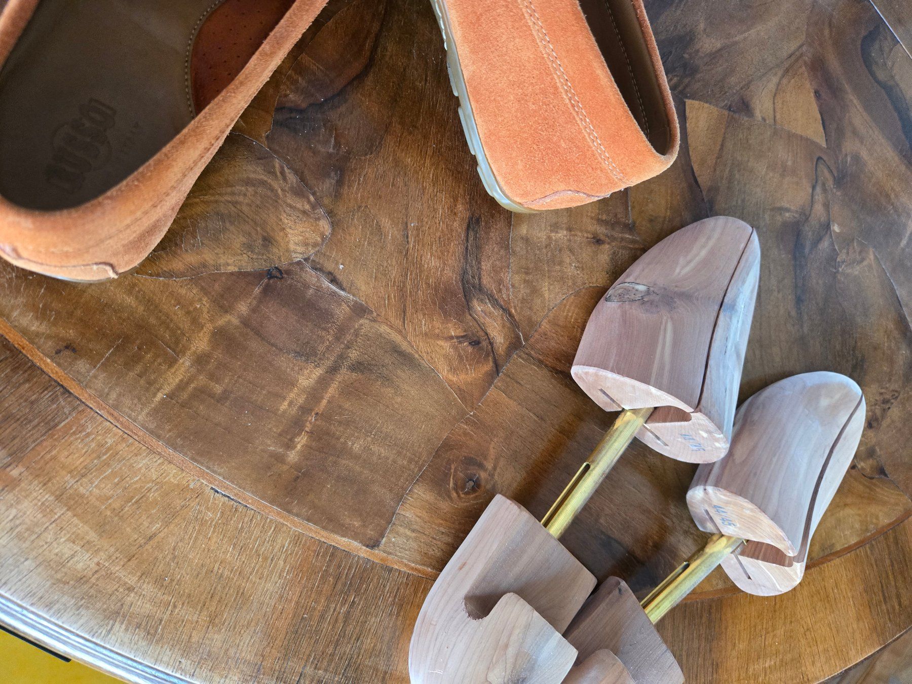 Herrenschuhe: Moccasins orange Grösse 43 – Gebraucht aus Ascona von Topolinowatch 3