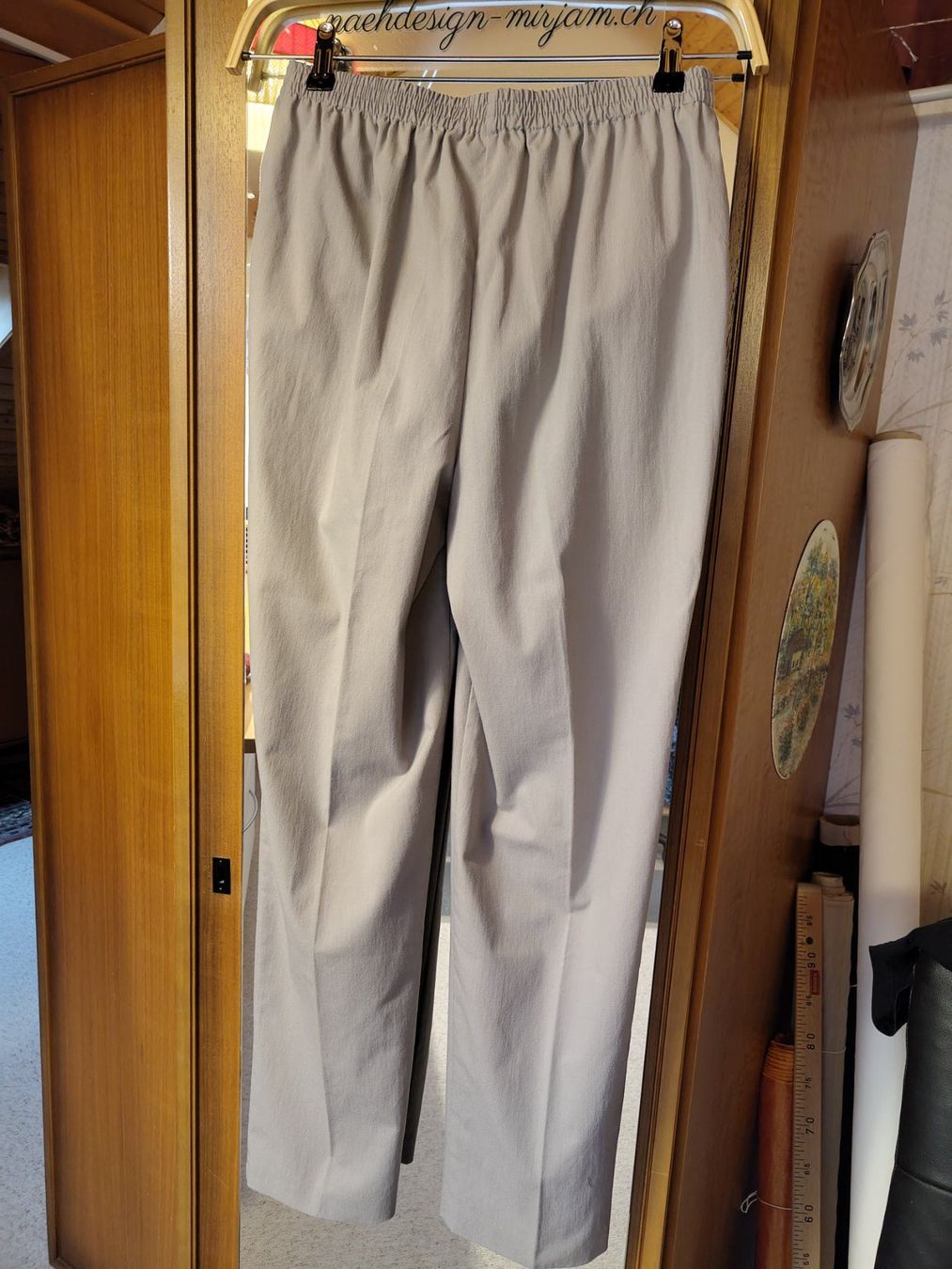 Pantaloni: Damenhose Trevira Perform – Usato da Seuzach venduto da NaehdesignMirjam 1