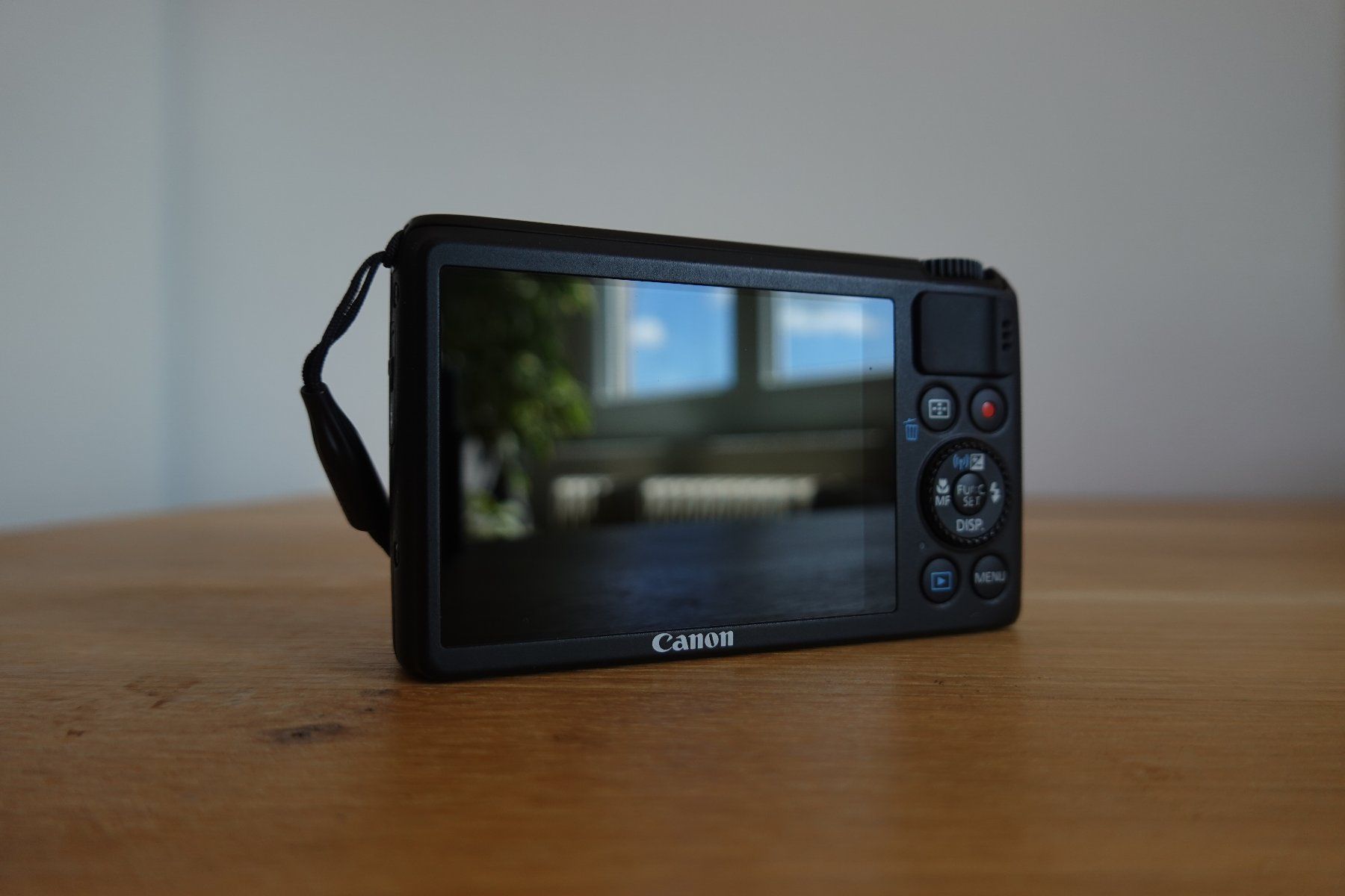 Canon Fotocamera: Canon Powershot S200 OVP - Schwarz – Nuovo e nell'imballaggio originale da Fribourg venduto da mar_9vlt 4
