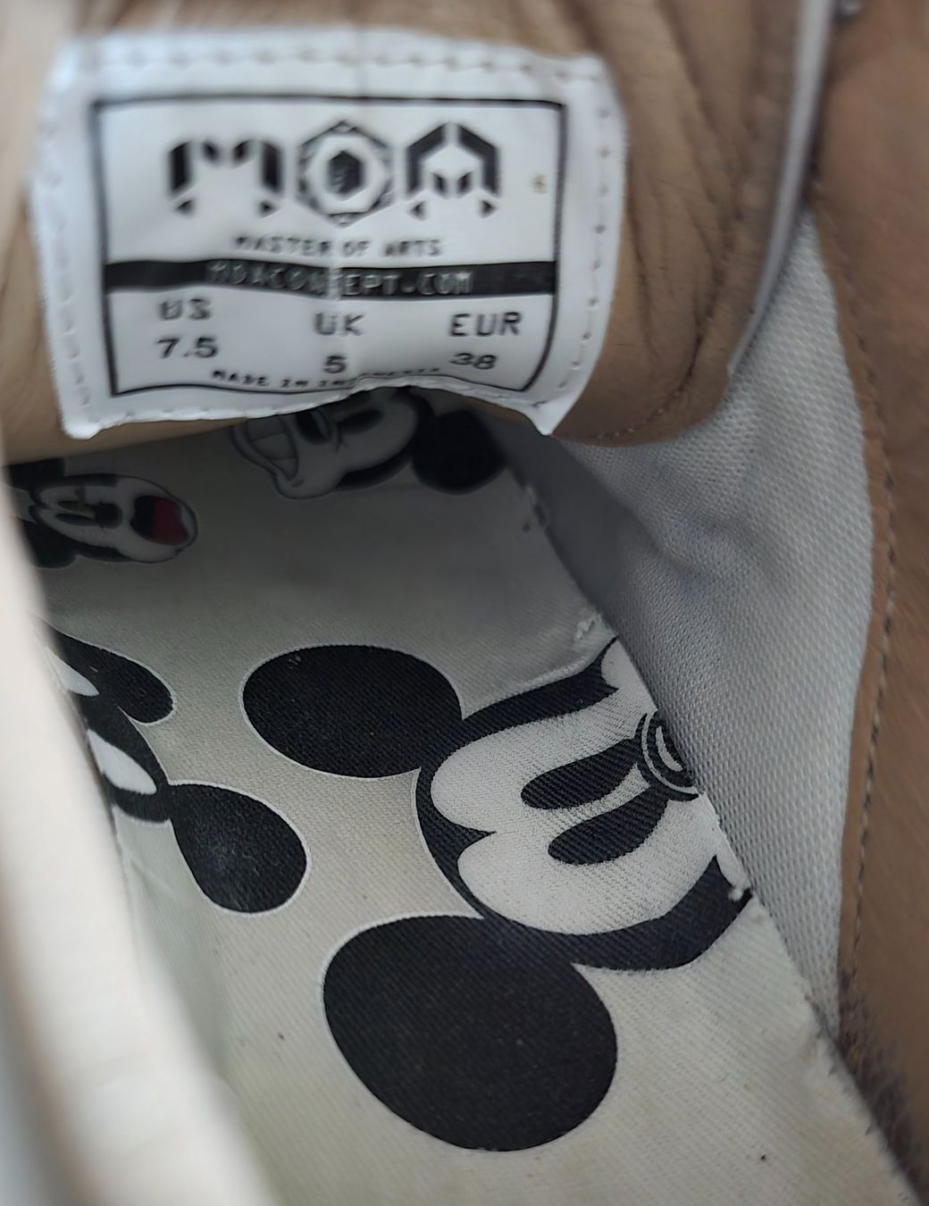 Scarpe da donna: MOA Sneakers mit Mickey Mouse - Grösse 38 – Usato da Meilen venduto da melanieolivia 4