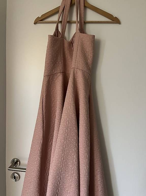 Vestiti: Rosa Kleid Grösse 34/36 – Usato da Dübendorf venduto da helenlisa 1