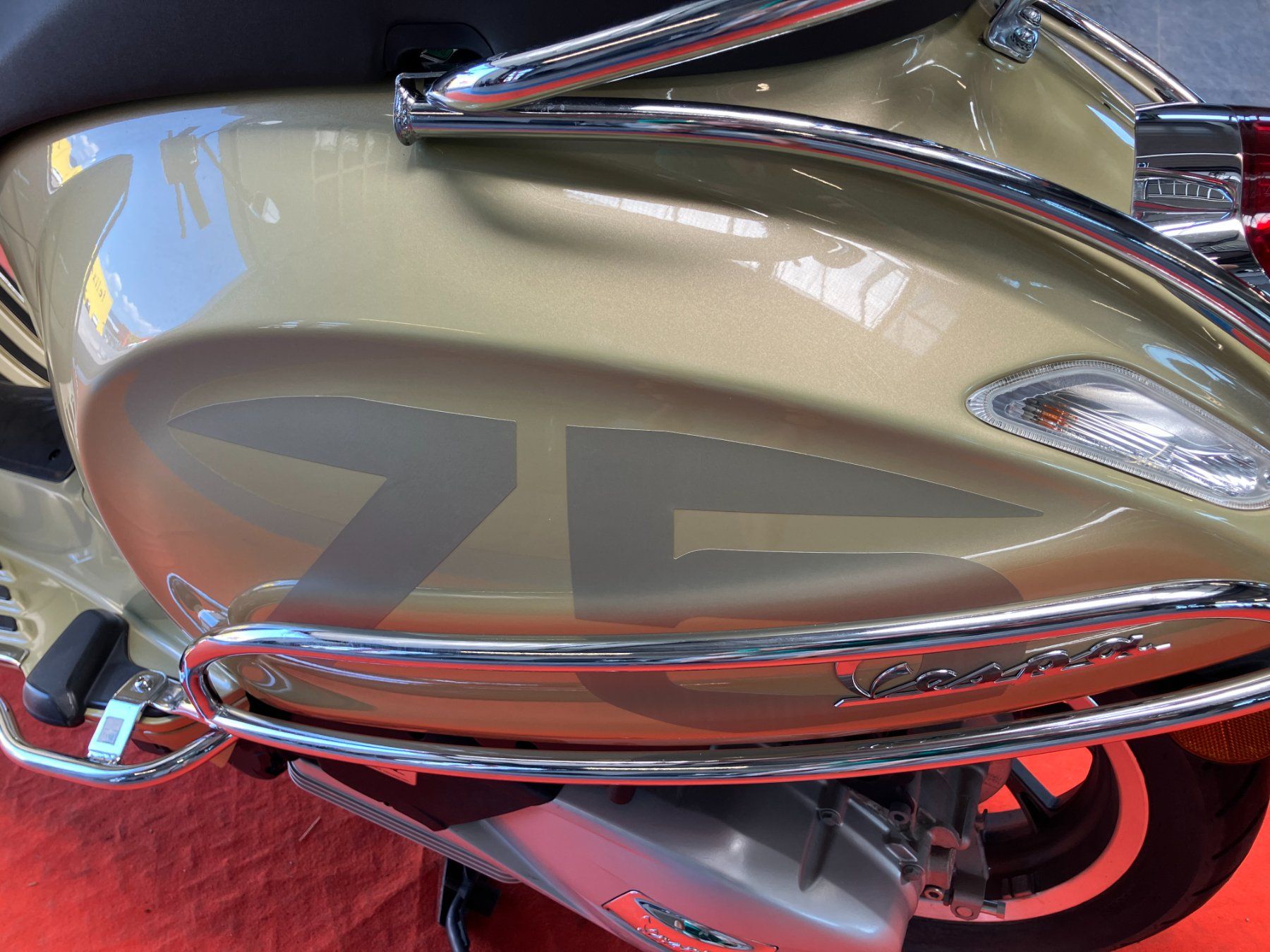 Piaggio Scooter: PIAGGIO Vespa 125 Primavera 75th Anniversary ABS – Nuovo (secondo la descrizione) da Gampelen venduto da Steuer0 7