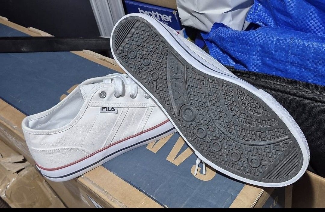 Fila Scarpe da uomo: Fila Sneakers – Nuovo (secondo la descrizione) da Wislikofen venduto da Ana.Gomes 4