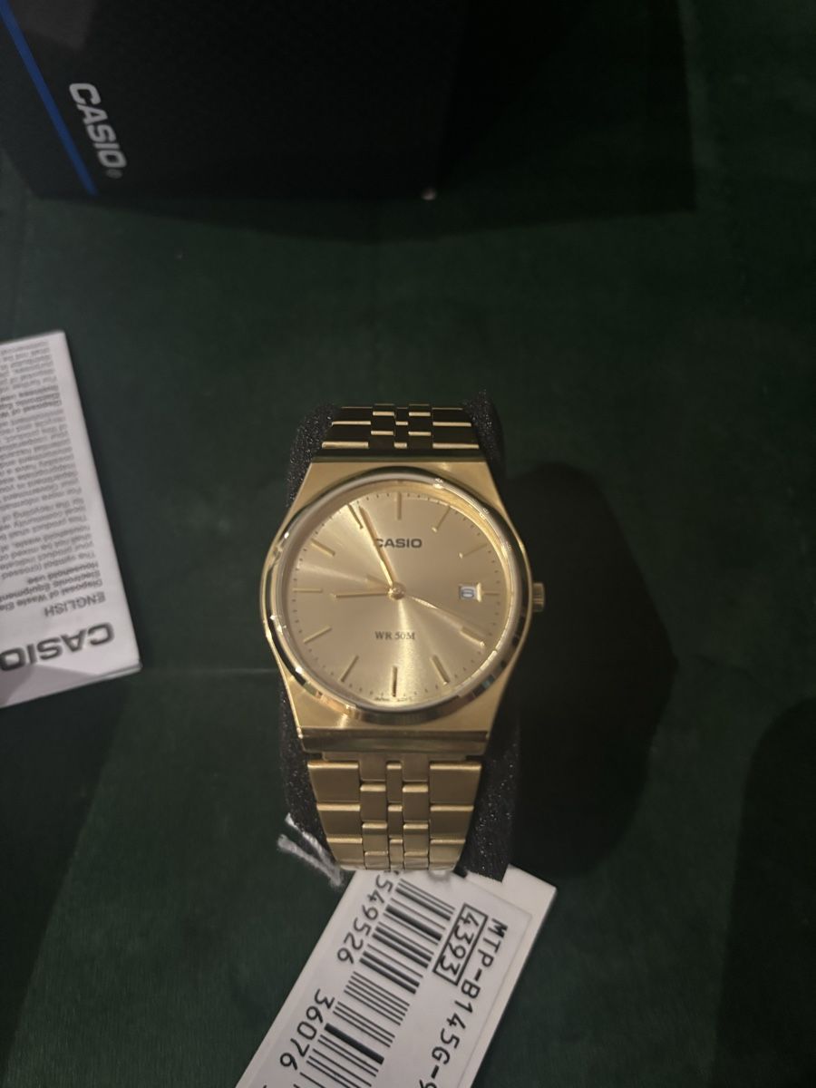 Casio Orologi: Montre casio doré neue / neuf – Nuovo e nell'imballaggio originale da Conthey venduto da Michel124 7