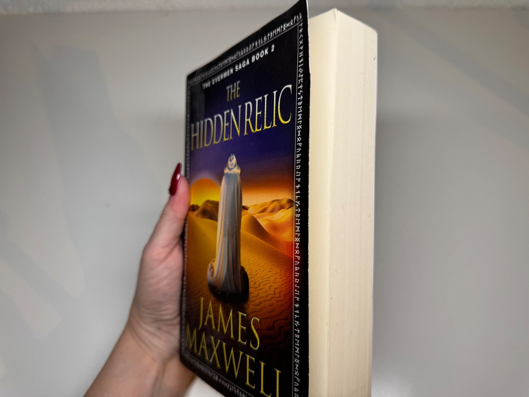 Libri: NOVEL: James Maxwell, The Hidden relic – Usato da Grosswangen venduto da English_books 1