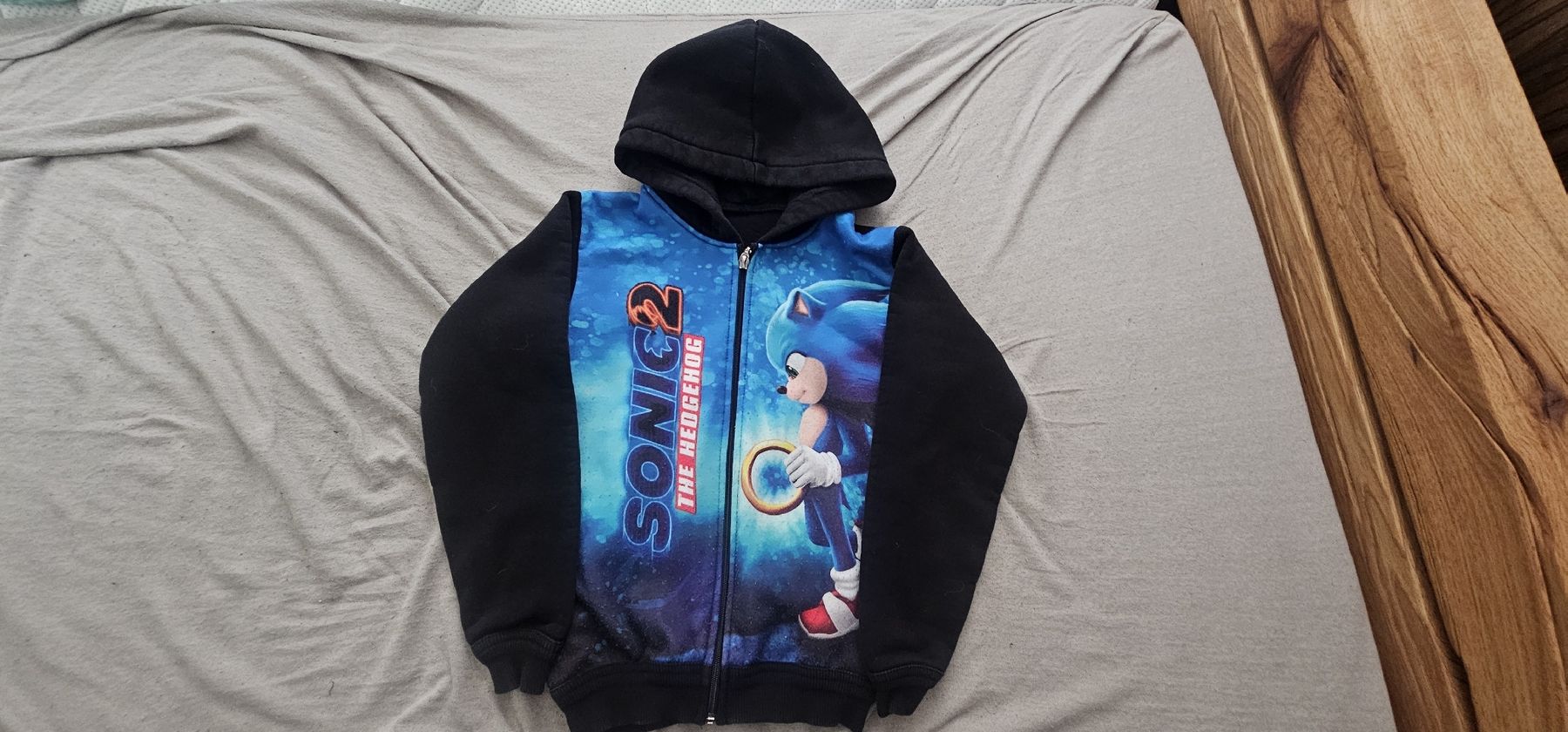Pullover & Sweatshirts: Pullover Sonic Grösse 122/128 – Gebraucht aus Weisslingen von romanonerii 1