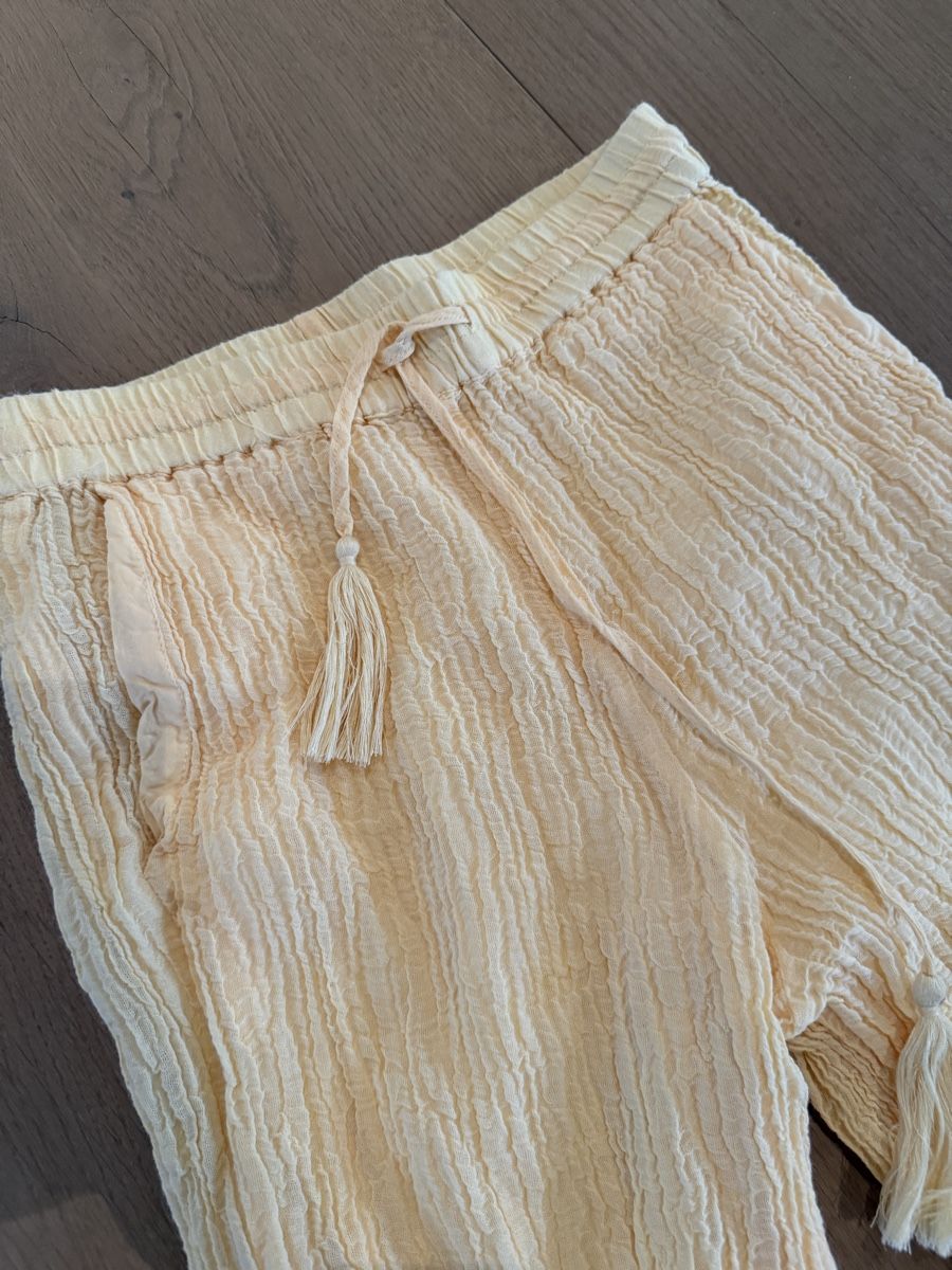 Pantaloni: Yellow Summer Pants – Usato da Zürich venduto da P_Lipinski_21
