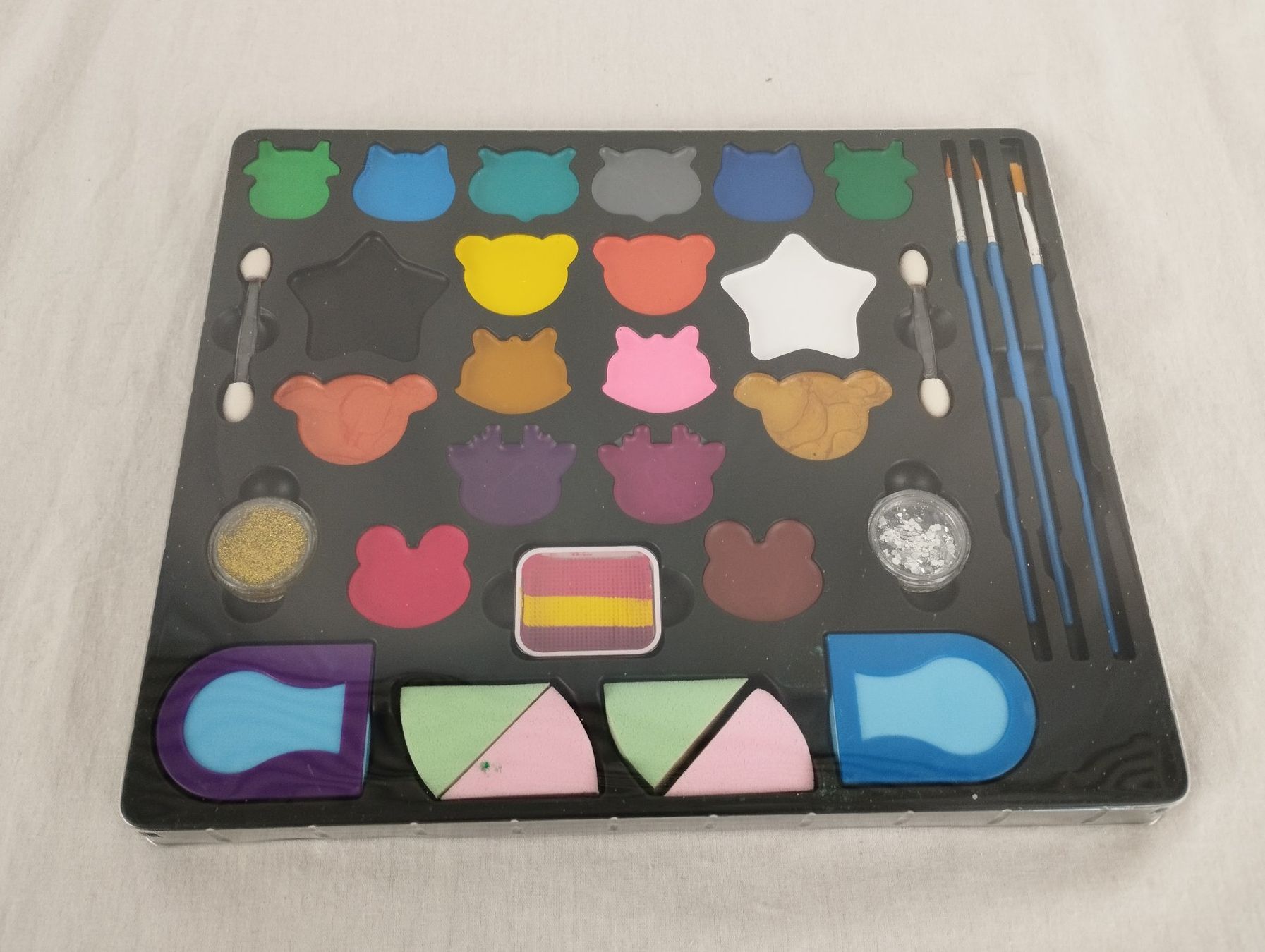 Make-up: KHOLEZ Gesichtsfarbe Kit – Nuovo (secondo la descrizione) da Schübelbach venduto da Restwert_Schubelbach 3