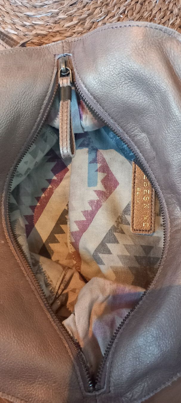 Liebeskind Sacs femmes: Liebeskind Handtasche mit Fransen beigegold – D'occasion à Rebstein par bestforyou 2