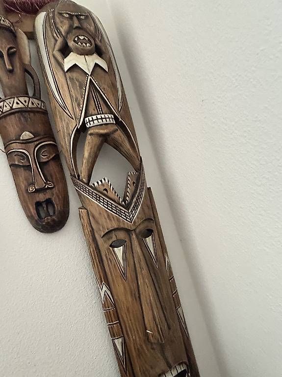 Skulpturen & Statuen: Afrikanische wand Skulpturen  – Gebraucht aus Oberweningen von gta_kl5b 1