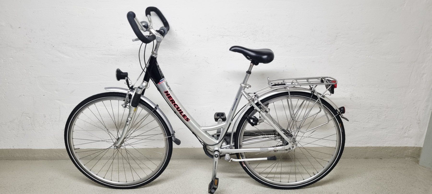 Hercules Velos: Hercules Damen City Velo 28" mit tiefe Einstig – Gebraucht aus Zürich von emi_rp8k