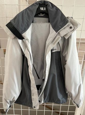 Damen Ski-Jacke und -Hose O'Neill Grösse S/M, guter Zustand