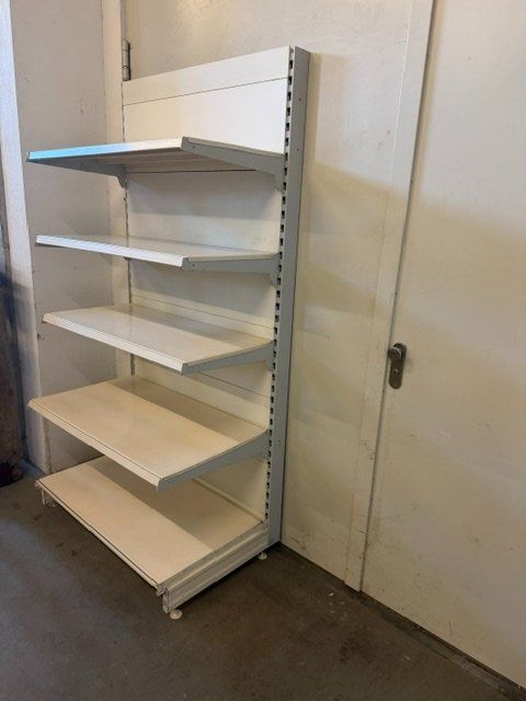 Étagères: Ladenbaumodul Tego Wand 66 cm 5 Tablare – D'occasion à Wangen b. Olten par dubi10