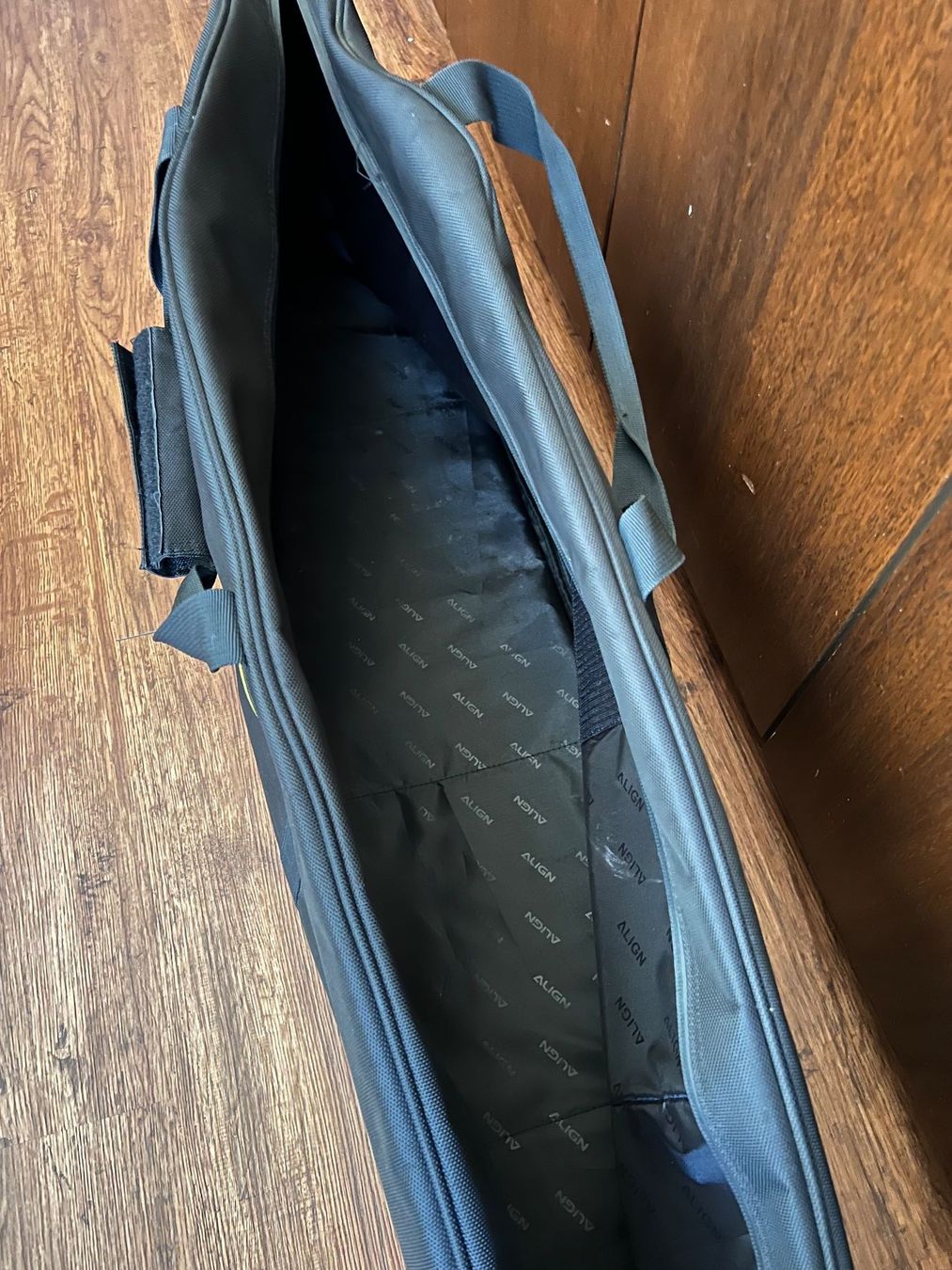 Align Modellismo RC: Align Trex 600 Tasche schwarz - gebraucht – Usato da Uttigen venduto da sonorsonic 1