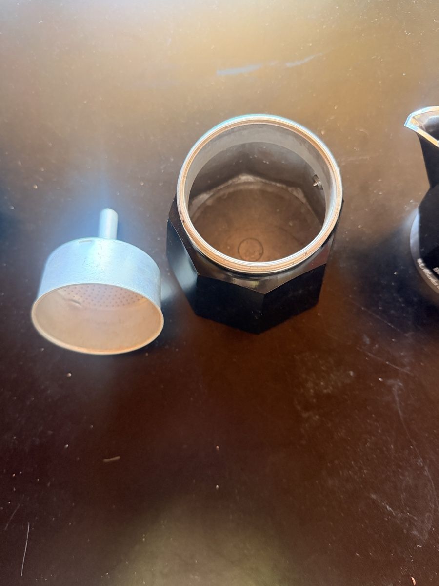 Bialetti Macchine per caffè & Macchine per espresso: Bialetti Moka 6 Tassen – Usato da Nidau venduto da SBern123 2
