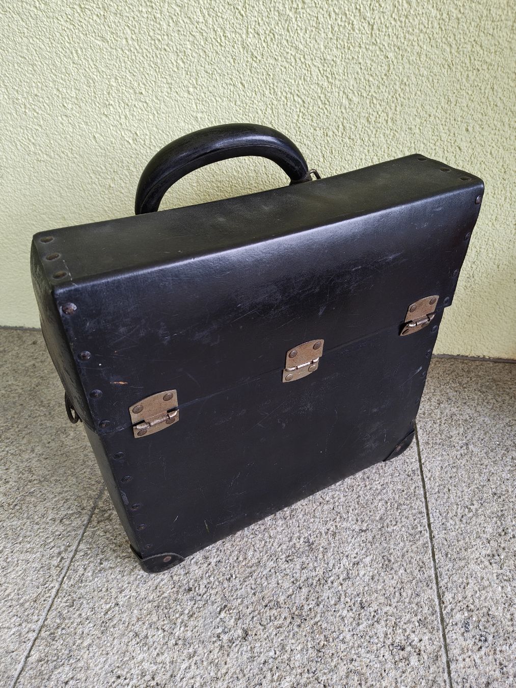 Valigie: Valise vintage noire. – Difettoso da Fontainemelon venduto da ad_ 5