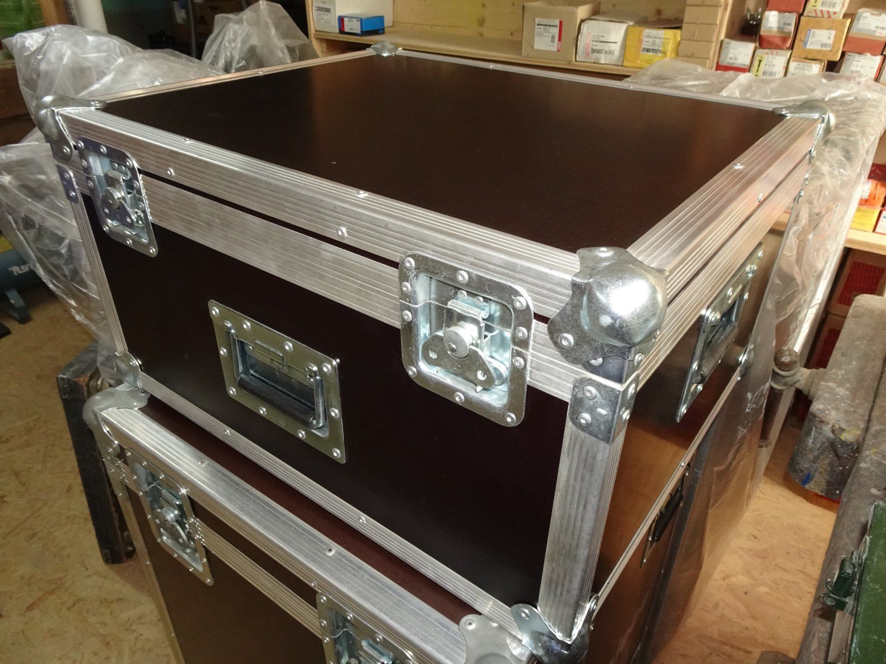 Valigie: FLIGHT - CASE - Koffer : NEU & ungebraucht ! – Nuovo (secondo la descrizione) da Hütten venduto da Technics01LT 1