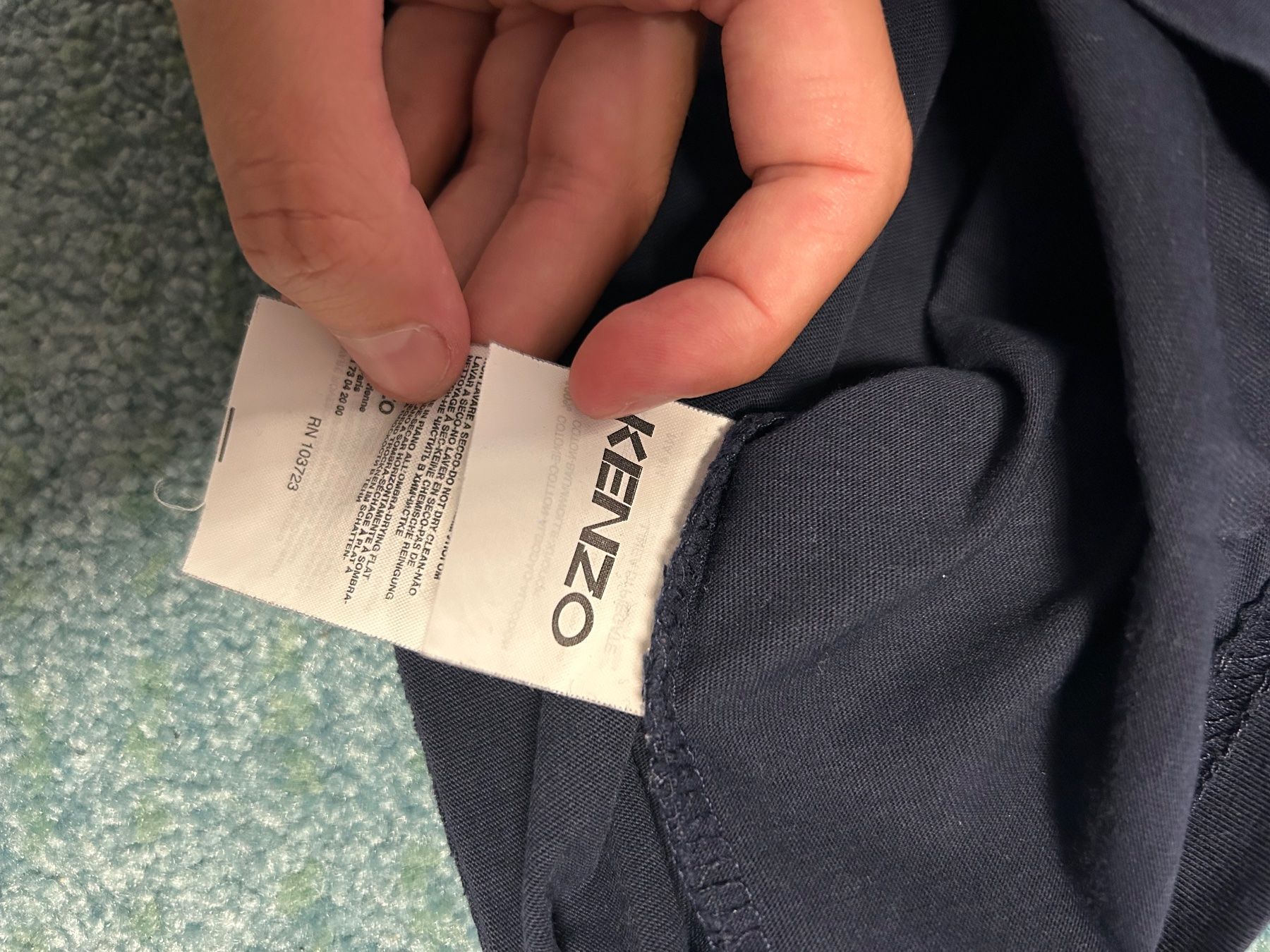 Kenzo T-shirt: Kenzo T-Shirt – Usato da Bern venduto da floorball_zoro 3