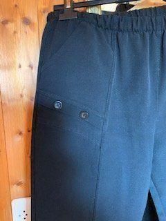 Pantaloni: Pantalon Taille 4 – Usato da Grône venduto da Cramouze 2