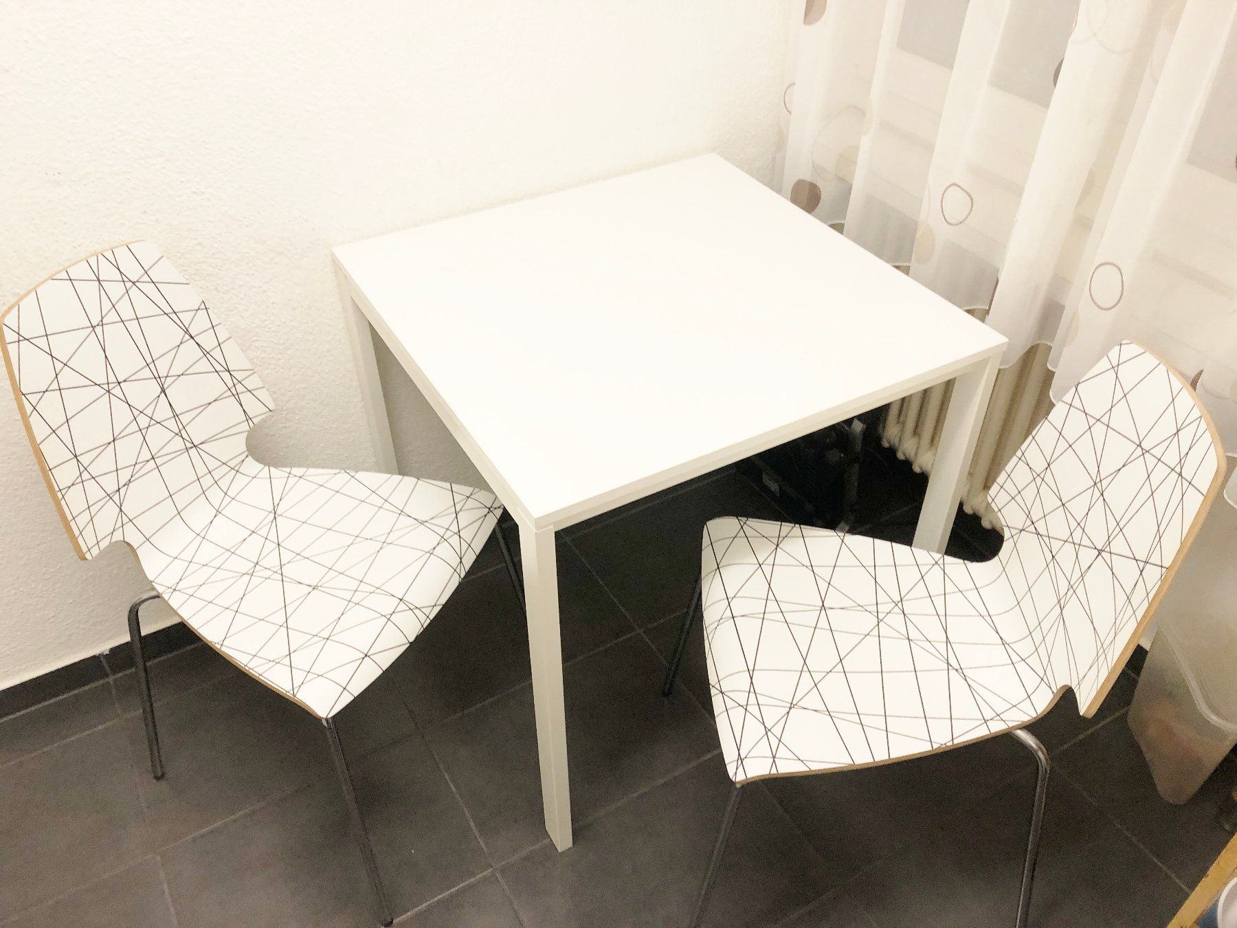 Ikea Tische: Tisch 75 x 75  cm mit 2 Vilmartiühle – Neu (gemäss Beschreibung) aus Glattbrugg von Ariel012 5