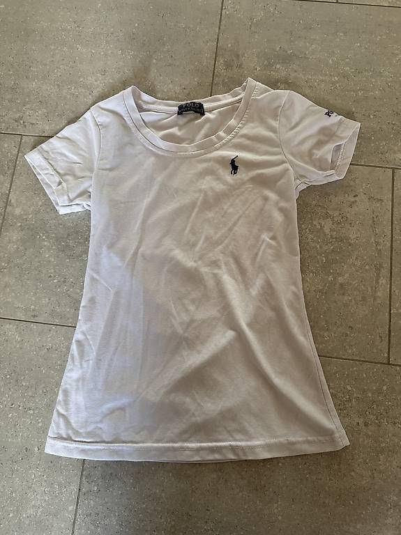 T-shirt: Polo Ralph Lauren Tshirt  – Usato da Schwarzenbach SG venduto da Winston95