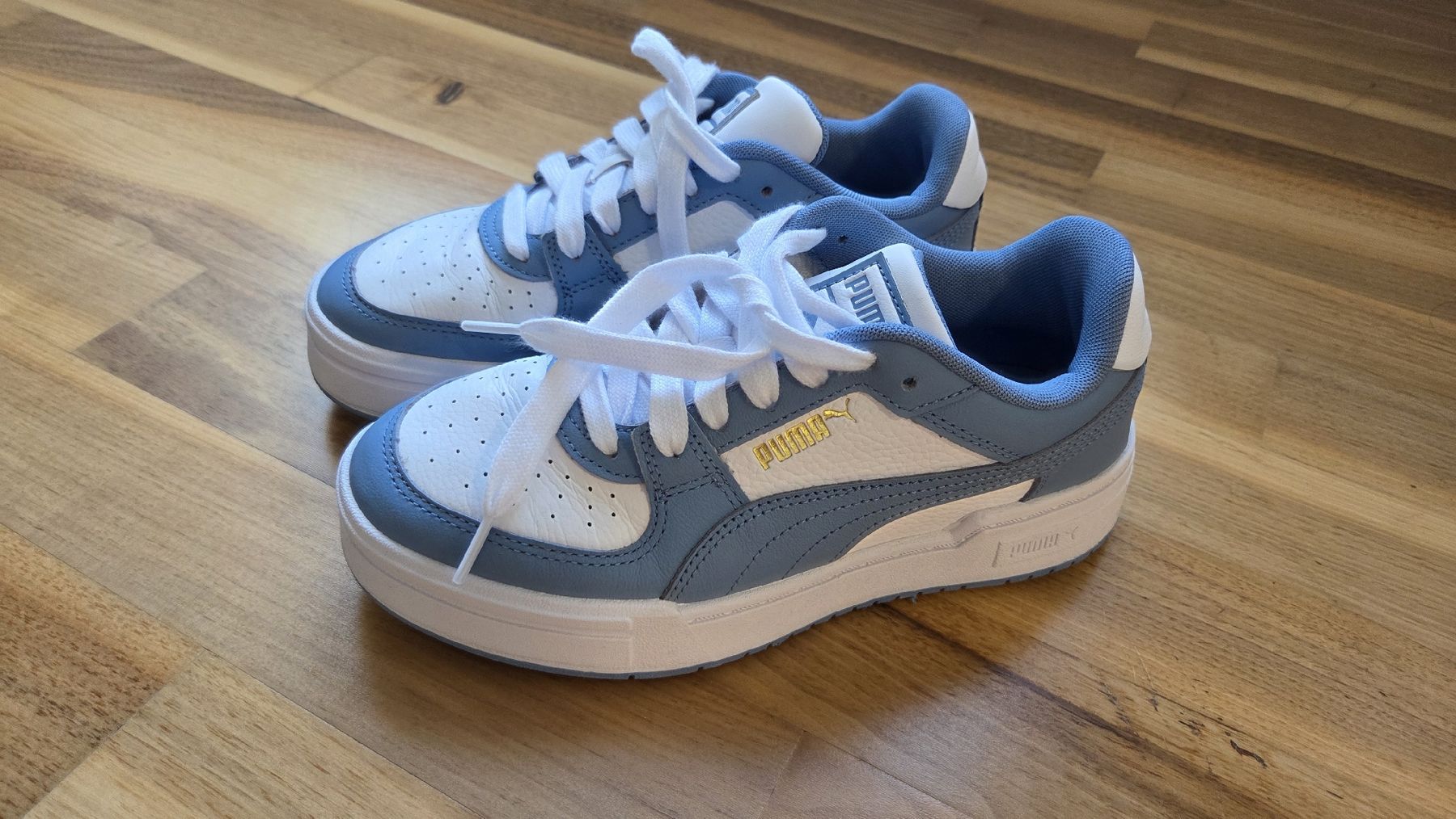 Puma Scarpe da donna: Puma Schuhe Gr. 37.5 – Usato da Schlieren venduto da Ana1995_