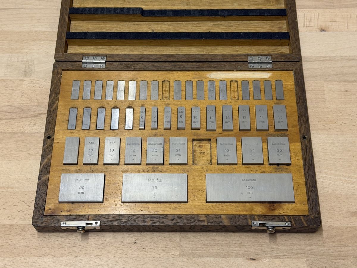 Messen: Jeu de cales étalons acier – Gebraucht aus Bassecourt von DiM7775 1