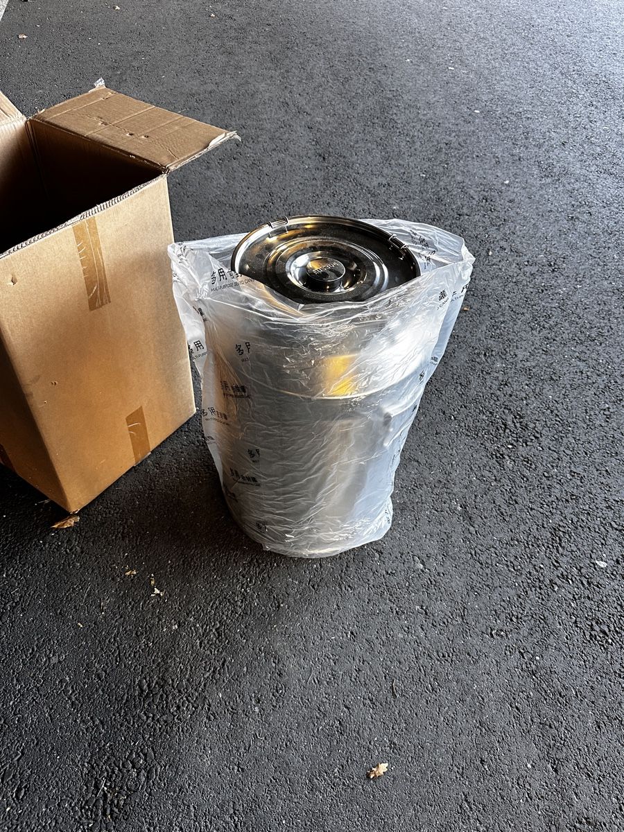 Sonstiges für Haushalt & Wohnen: Pot à lait 76L neuf  – Neu und originalverpackt aus Châtel-St-Denis von OTB 2