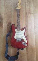 Tanglewood EE12 (E-Gitarre) & Roland Cube 30X (Verstärker)