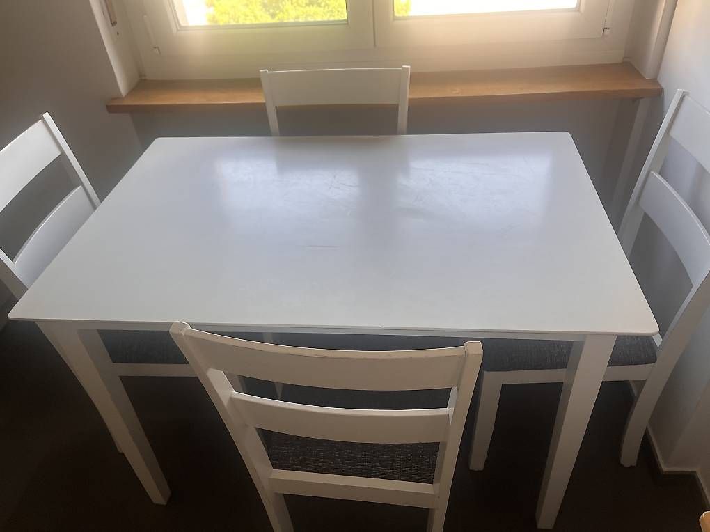 Tables: Gratis zu abgeben  – D'occasion à Breitenbach par ildesz26