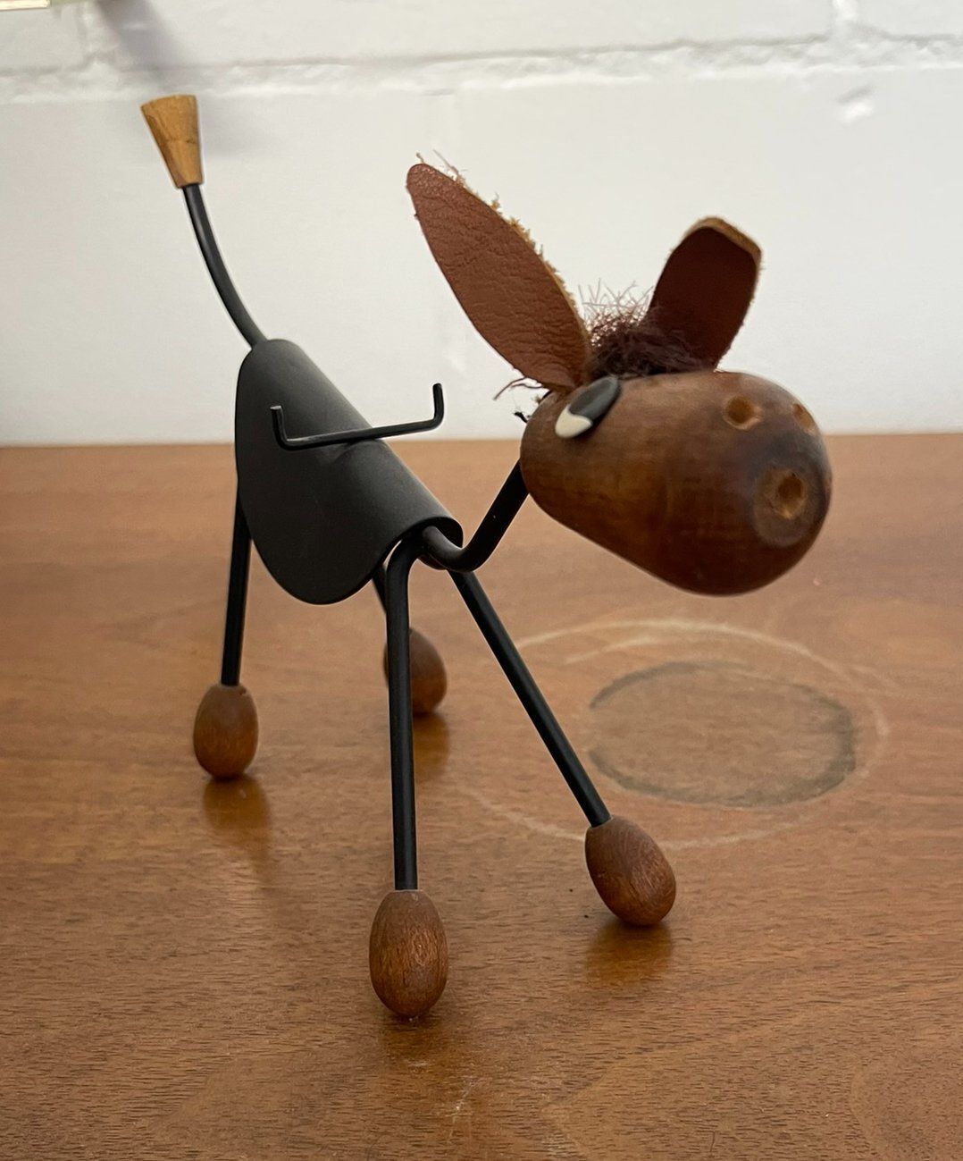 Figuren: Mid Century Designklassiker: TISCHESEL (String Ära) – Gebraucht aus Frenkendorf von Yard-Sale-2000 1