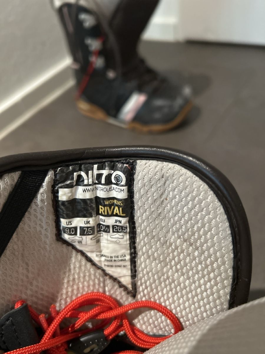 Snowboard Nitro Scarpe da donna: Nitro Snowboard Boots Größe 40 2/3 – Usato da Dinhard venduto da Timo_Ge 2