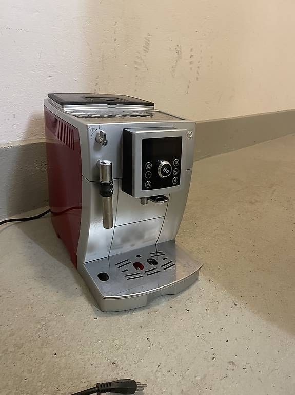 De'Longhi Kaffeemaschinen & Espressomaschinen: DeLonghi Kaffeevollautomat – Gebraucht aus Bern von anna_lisahonegger 3